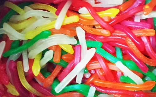 Cadbury Fresha Snakes (10kg Box) 2 Cadbury Fresha Snakes (10kg Box) - Image 2