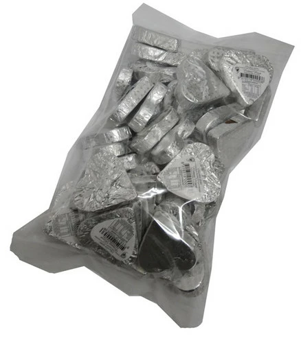 Chocolate Gems - Romeo Hearts - Embossed Silver Foil (1kg Bag / Approx 39 Pieces) 2 Chocolate Gems - Romeo Hearts - Embossed Silver Foil (1kg Bag / Approx 39 Pieces) - Image 2