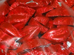 Chocolate Gems - Chocolate Kisses - Red Foil (500g Bag / Approx 60 Pieces) -AU Snack Sales Store Chocolate Gems Red Lips 1kg Bag 3 96620.1370317596