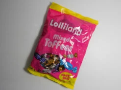 Lolliland Jumbo Party Bag - Mixed Toffees And Eclairs (700g)