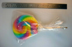 Round Rainbow Lollipop (300g Single Lollipop) -AU Snack Sales Store Round Rainbow Lollipop 300g Perspective 11247.1316679632
