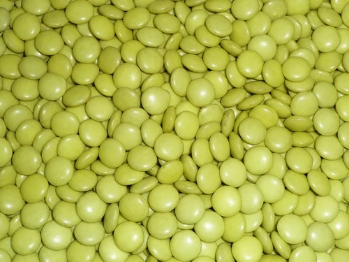 Choc Drops - Yellow Single Colour Smarties Clones (500g Bag) 1 Choc Drops - Yellow Single Colour Smarties Clones (500g Bag)