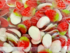 Kingsway Gummy Strawberries & Cream (3kg Bag)